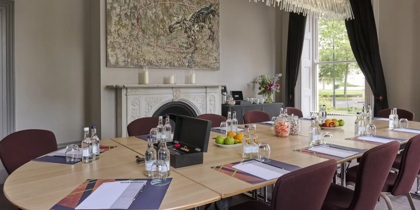 Mal Cheltenham Meetings The Drawing Room